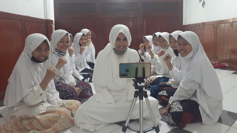 Pengasuh Pesantren Al-Aziz Lasem: Kaum Difabel Juga Berhak Bahagia