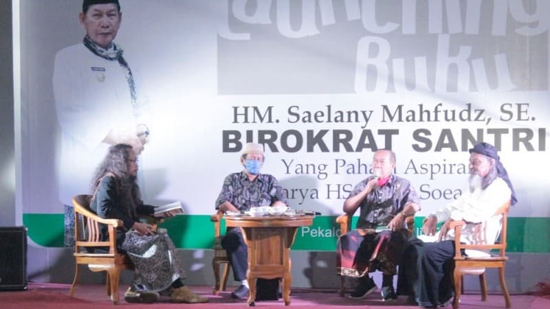Buku 'HM Saelany Machfudz, Birokrat Santri yang Paham Aspirasi' Diluncurkan