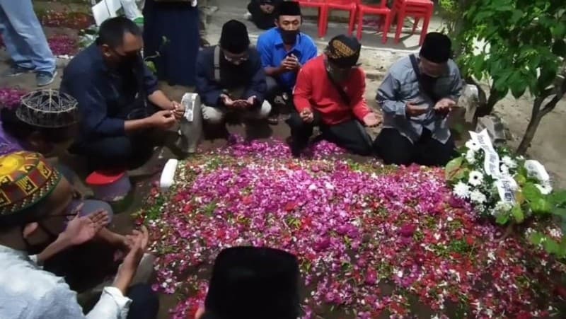 Kesaksian Ketua NU Jatim: Gus Im Sosok yang Zuhud