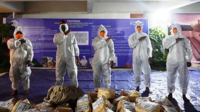 Ketat, Penyembilah Hewan Kurban di Masjid Nasional Al-Akbar Surabaya