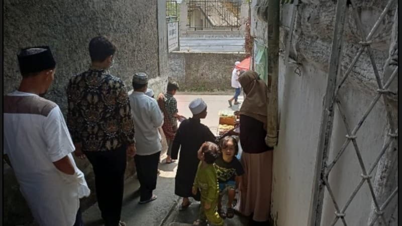 Gerakan Sosial, Fatayat NU Cisarua Bogor Galakkan Sedekah Jumat