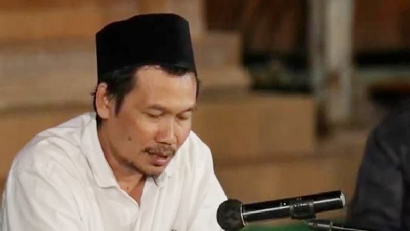 Gus Baha Buktikan Kebenaran Ucapan Mbah Moen tentang Dakwah PNS