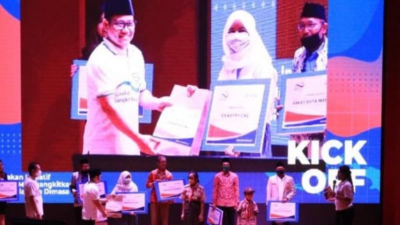 Wakil Ketua DPR dan Ketua Komisi X Luncurkan Gerakan Bangkit Belajar