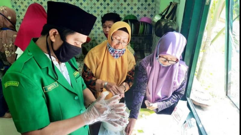 Ansor Berharap Klepon Jadi Ikon Jajanan Khas Masyarakat Jatim