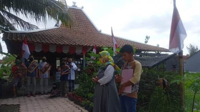 Rumah Inklusif Kebumen Gelar Upacara Bendera bagi Para Difabel