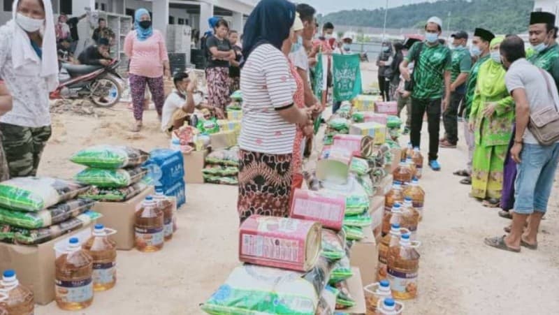 TKI Derita Musibah Kebakaran, Muslimat NU Malaysia Serahkan Bantuan