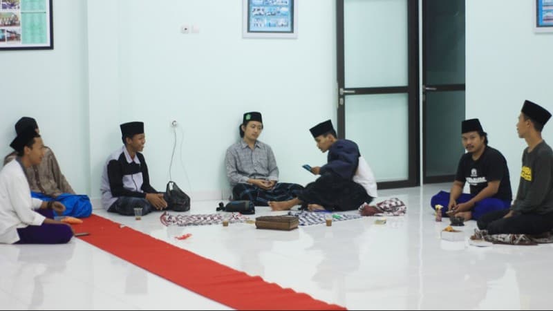 Kelola Media Pesantren Bentuk Khidmah Santri Milenial