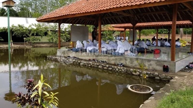 Atasi Kelemahan Daring, SMK Islam Bustanul Ulum Jember Maksimalkan ‘Home Visit’