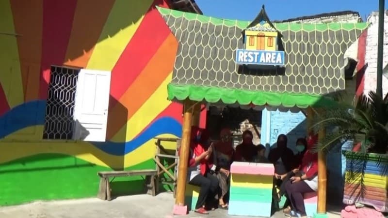 Melihat ‘Kampung Pelangi’ Kreasi Nahdliyin di Sidoarjo