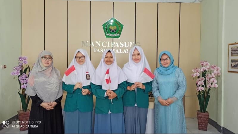 Ciptakan Pembersih Tangan, Santri Cipasung Raih Juara Kompetisi Sains Internasional
