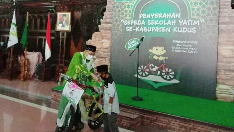 Musim Gowes, 136 Yatim Terima Sepeda dari LAZISNU Kudus
