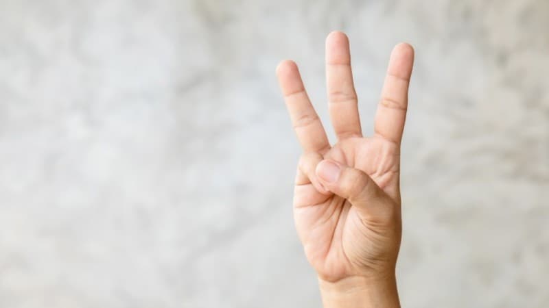 Khutbah Jumat: Tiga Perkara Haram dan Tiga Perkara Makruh