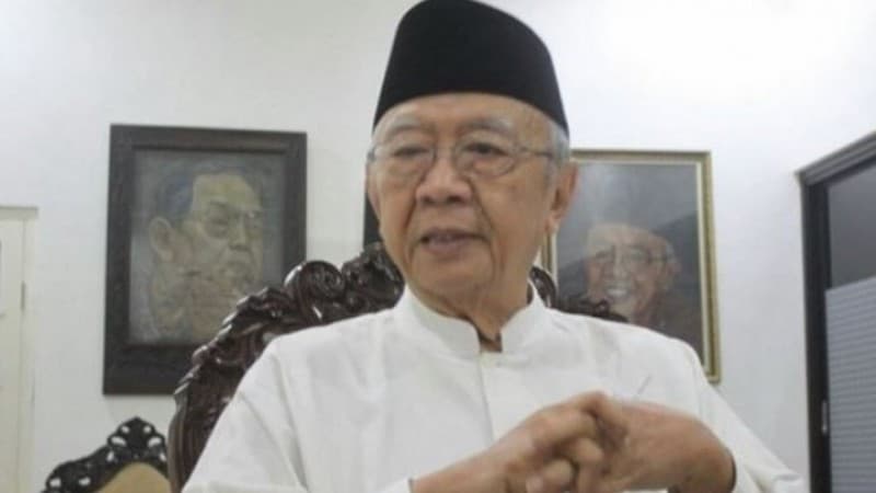 Kisah Kesederhanaan Almarhum Gus Sholah, Simpan Uang 200 Ribu Dalam Kopiah