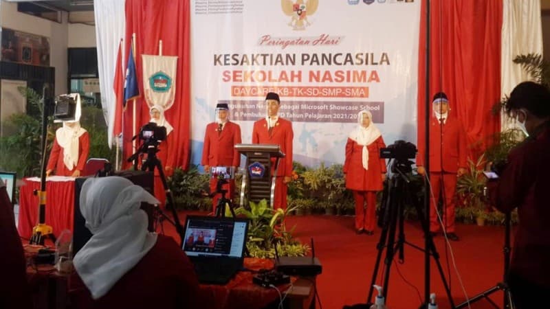 Kesaktian Pancasila Momentum Perkuat Karakter Pendidikan di Nasima Semarang
