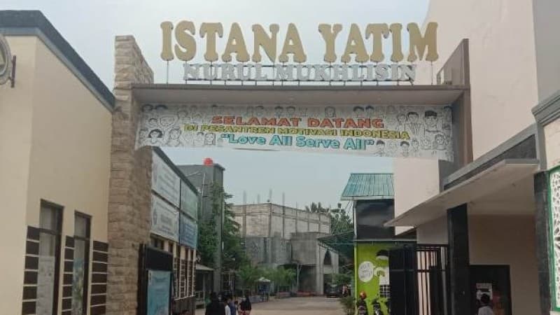 Pesantren Motivasi Indonesia: Istana Yatim di Pelosok Bekasi