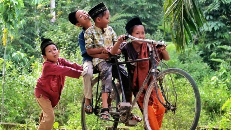 Jawab Tantangan Zaman, Alumni Pesantren Sukses Duduki Pos Strategis Pemerintahan