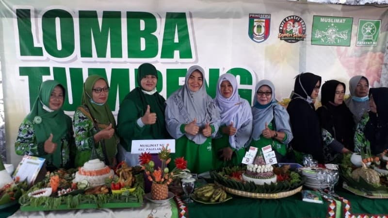 Makna Filosofis Lomba Tumpeng Muslimat NU Pringsewu di Hari Santri
