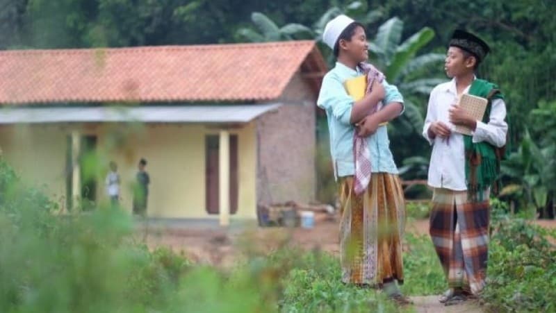Menghadirkan Islam Santri