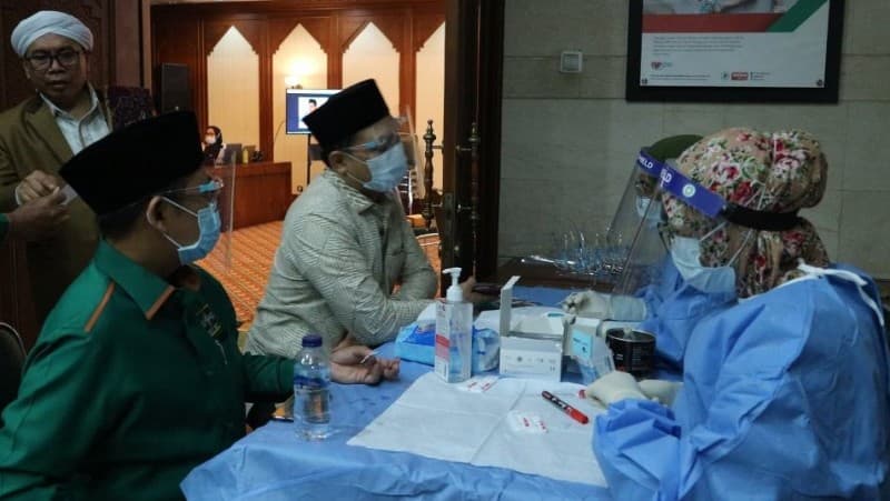 NU Peduli Edukasi Covid-19 Peserta Puncak Hari Santri di PBNU