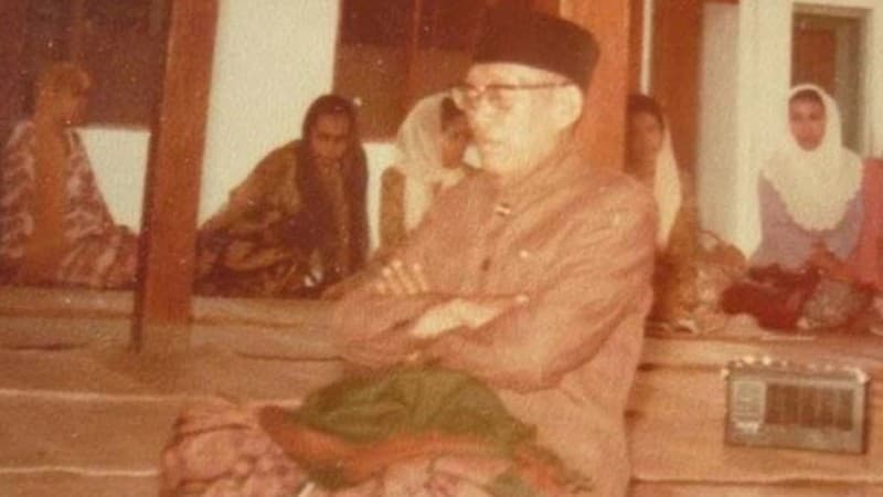 Syarah ‘Shalawat Wasiat’ Mbah Kiai Umar Solo (2)