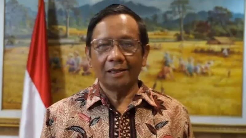 Pemerintah Tindak Tegas Kerumunan Massa untuk Tekan Covid-19