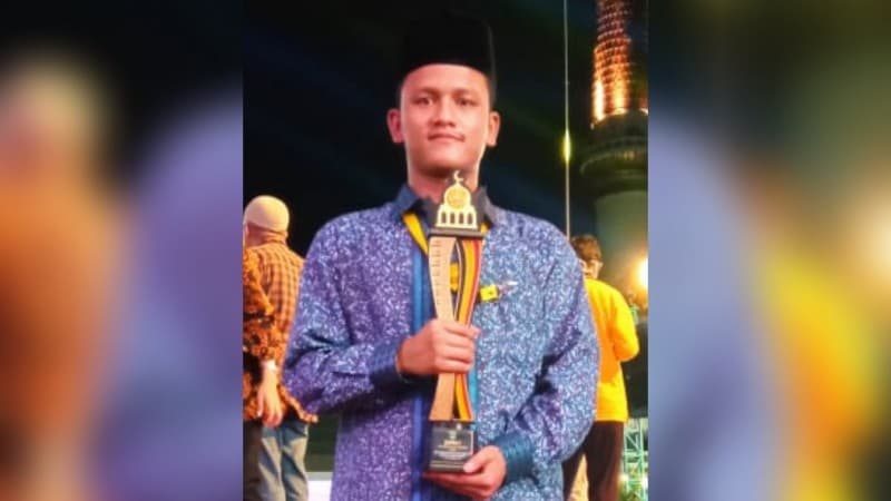 Jaga Wudhu Saat Berkarya, Taufik Raih Juara 1 MTQ Nasional Cabang Kaligrafi Dekorasi
