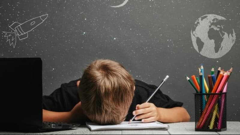 Pembelajaran Tatap Muka Kurangi Beban Psikologis di Keluarga