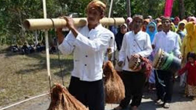 Sebelas Tradisi di Jawa Barat dan Banten Sarat Pendidikan Karakter