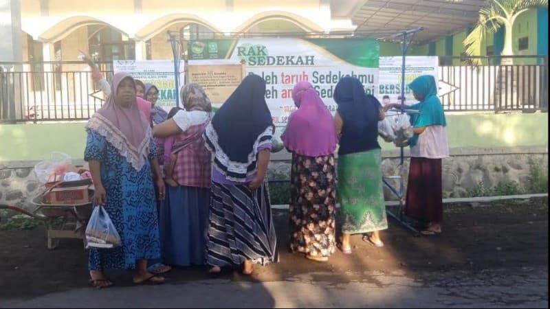 Awali Tahun Baru 2021, LAZISNU Jember Gelar Gerakan Jumat Sedekah