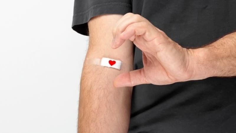 Saling Tolong Sembuhkan Covid-19 dengan Donor Plasma