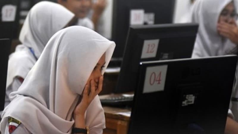 Mendikbud Tiadakan Ujian Nasional 2021