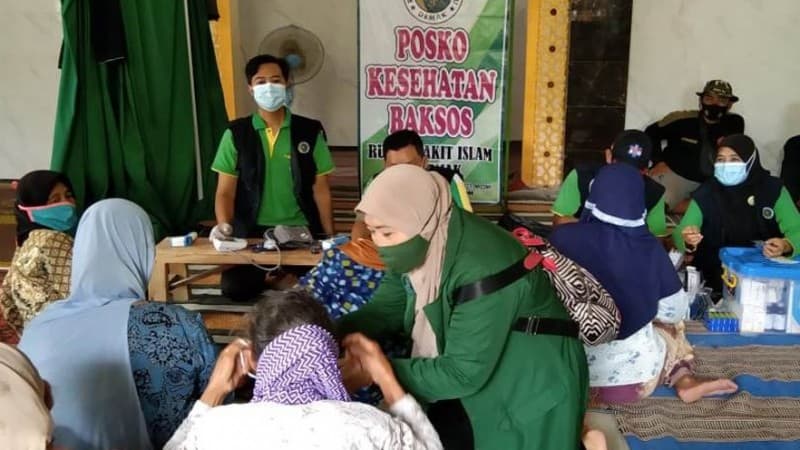 RSINU dan Banser Husada Demak Gelar Pengobatan Gratis di Kawasan Banjir