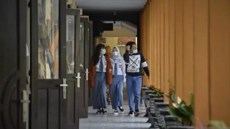 Cegah Polemik, MUI Dorong SKB 3 Menteri Direvisi