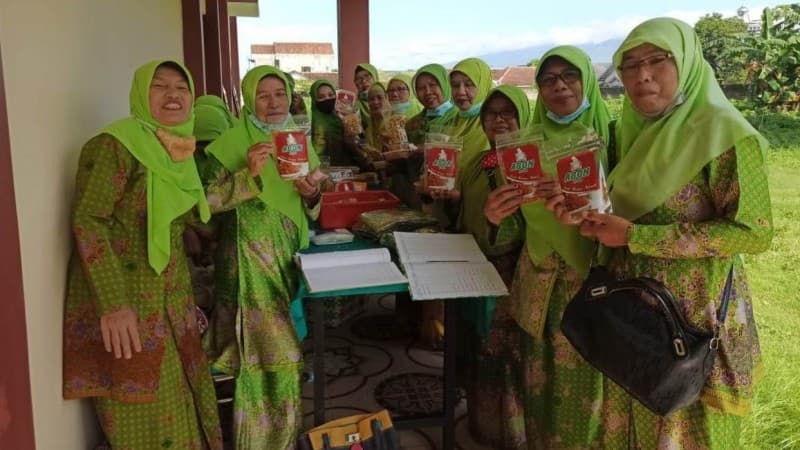 Muslimat NU Jember Luncurkan Produk Makanan