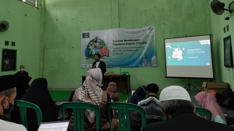 RMINU Subang Latih Puluhan Pesantren Bangun ‘Pesantren Digital’