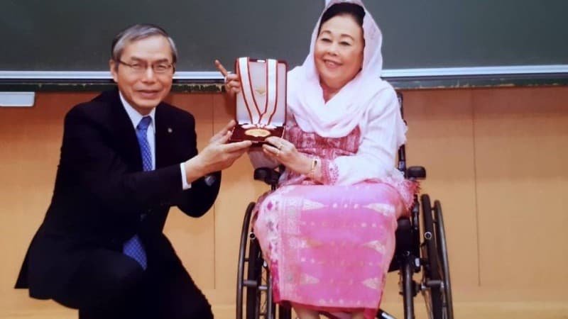 Ucapkan Ultah Ke-73, Menlu Sebut Nyai Sinta Nuriyah Inspirasi Perempuan Indonesia