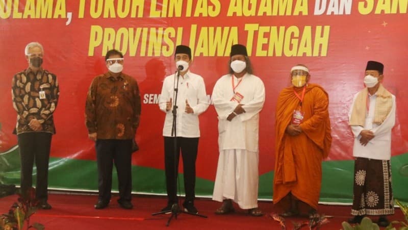 Ratusan Kiai NU dan Santri Ikuti Vaksinasi Covid-19 yang Digelar Pemprov Jateng