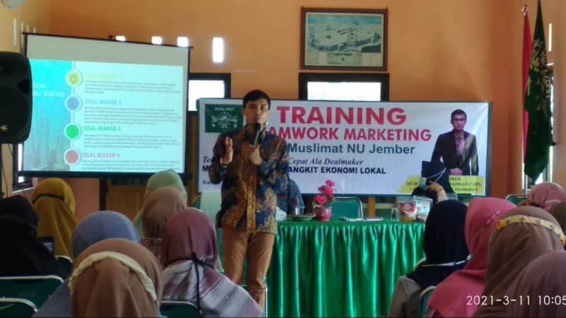 Muslimat NU Jember Gelar Pelatihan Pemasaran Bisnis Online