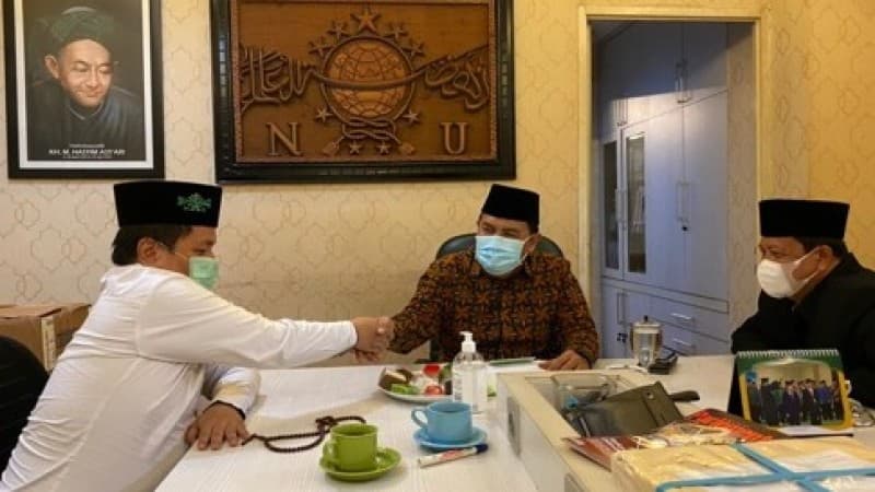 Sempat Ateis Tiga Bulan, Pria Ini Berikrar Syahadat di PBNU