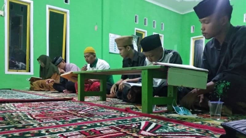Darling, Cara Generasi Muda NU Pringsewu Pertahankan Tadarus di Masjid