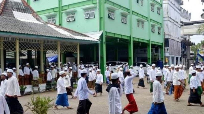 KH Afifudin Dimyathi Jelaskan Tiga Peran Besar Syekh Kholil Bangkalan