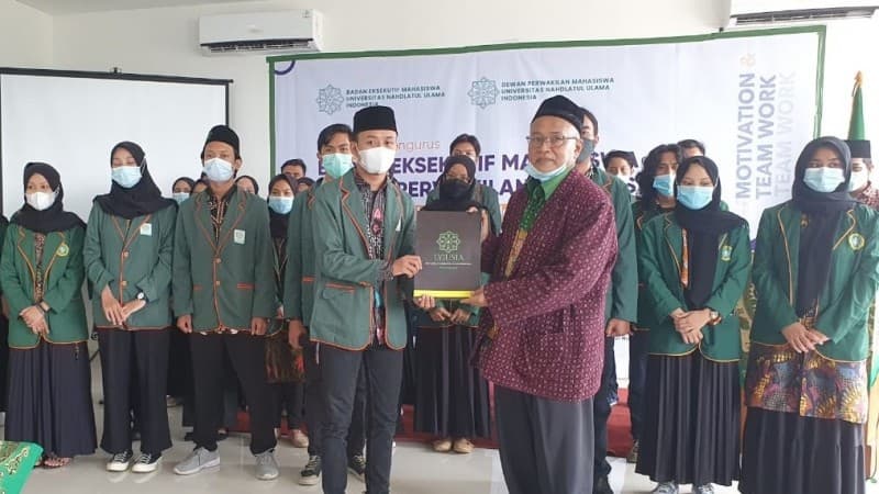 Lantik BEM dan DPM Unusia, Wakil Rektor Ingatkan Tanggung Jawab