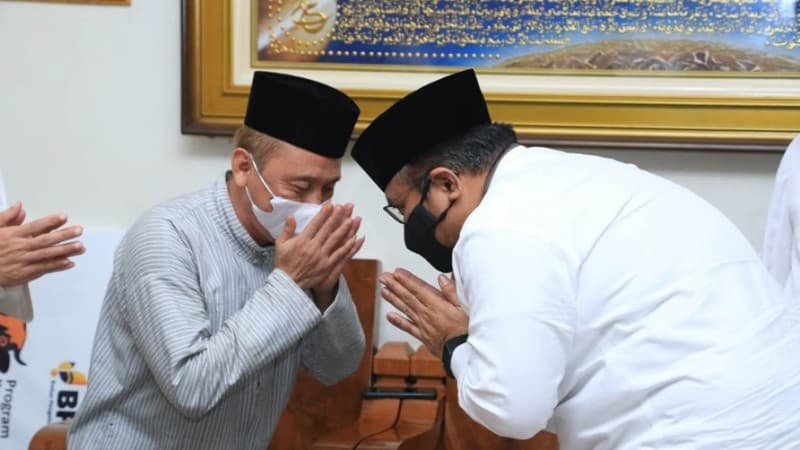 Menag Yaqut Silaturahim ke Kiai-kiai NU Mohon Doa Pandemi Segera Berakhir