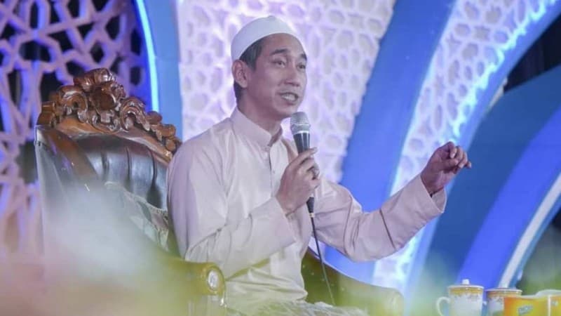 Gus Melvien Lirboyo Ajak Santri Jadi Kebanggaan Kiai