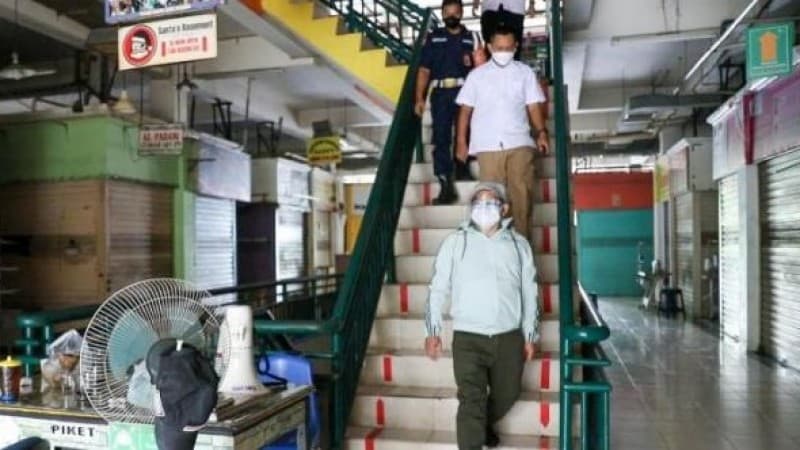 Wakil Ketua DPR Cek Kondisi Pasar dan Mal saat PPKM Darurat
