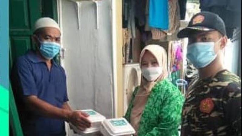 Layani Warga Isoman, PWNU DKI Bagikan 2400 Nasi Kotak Setiap Hari