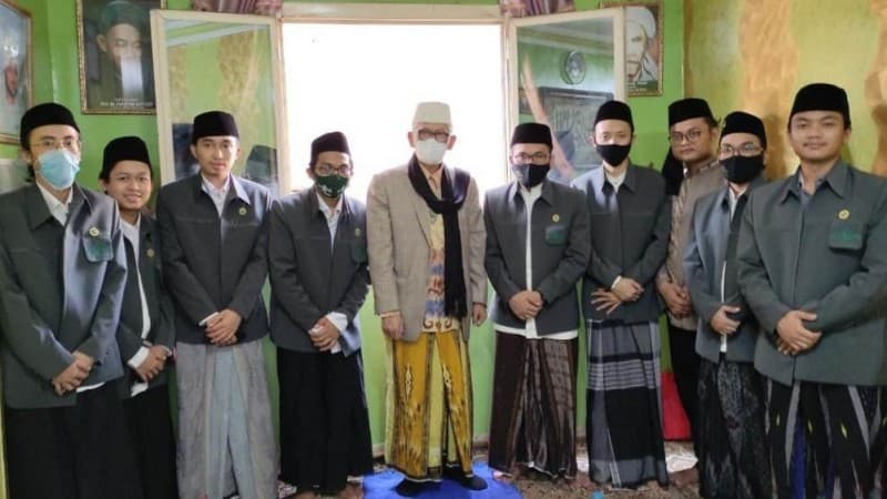 Seperti Tongkat Nabi Musa, Harapan Kiai Miftach ke NU
