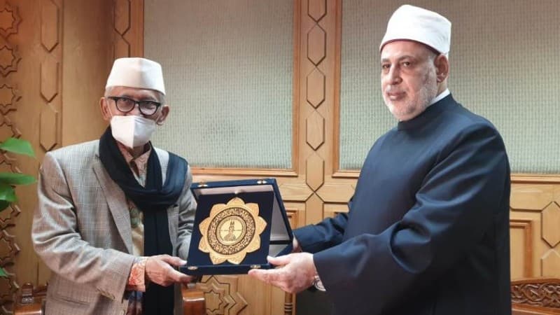 Kunjungi Al-Azhar, Rais 'Aam PBNU Bahas Peningkatan Kerja Sama Pendidikan dan Dakwah