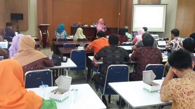 Pentingnya Tenaga PKP Kompeten dalam Peningkatan Daya Saing Produk Industri Rumah Tangga Pangan