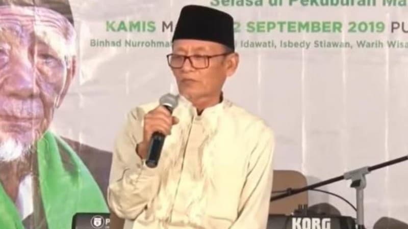 Alasan-alasan Mencintai Tanah Air menurut KH Zawawi Imron